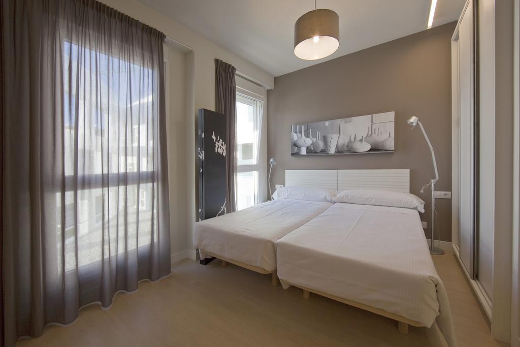 Apartamentos Irenaz Vitoria-Gasteiz Eksteriør bilde