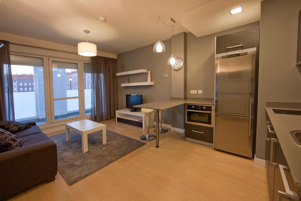 Apartamentos Irenaz Vitoria-Gasteiz Rom bilde